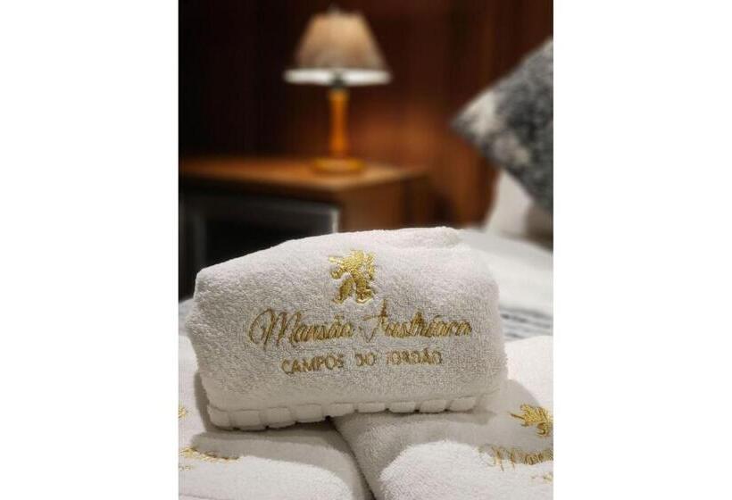 سوئیت با وان آب گرم, Mansao Austriaca Guesthouse