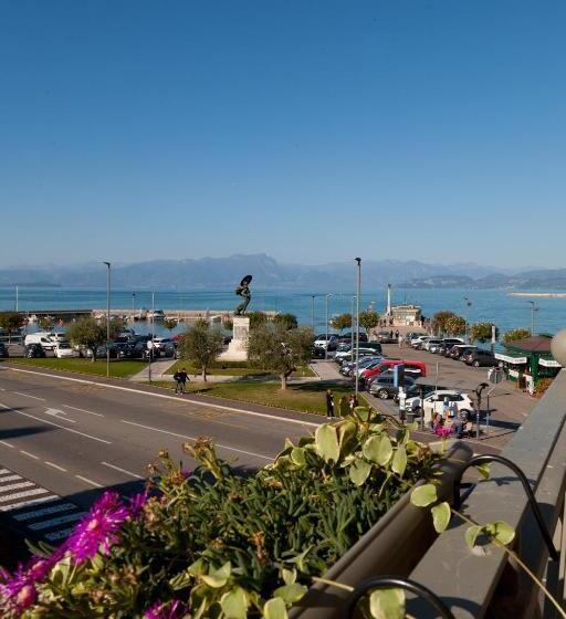 Полулюкс Одноместный с Террасой, Relais Al Porto