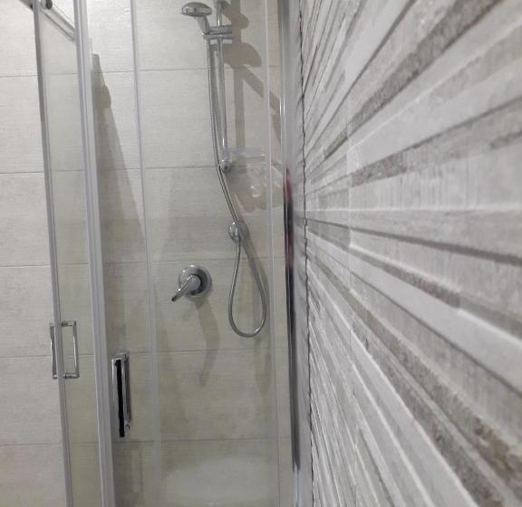 اتاق لوکس یک تخته, B&b Purple Italy