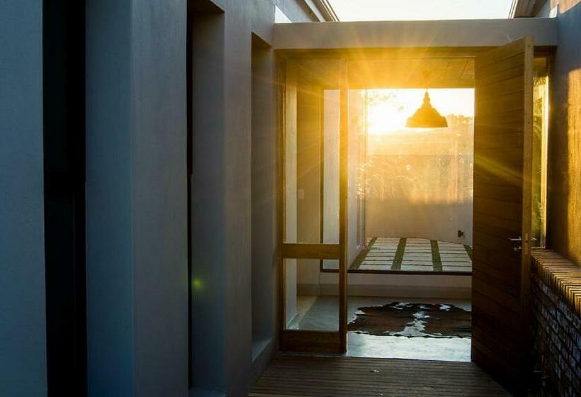 Дом 1 Спальня, House 222 Gowrie Farm