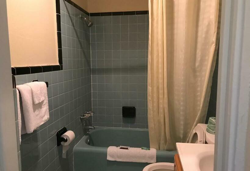 Quarto Estandar, Bayfront Inn Biloxi
