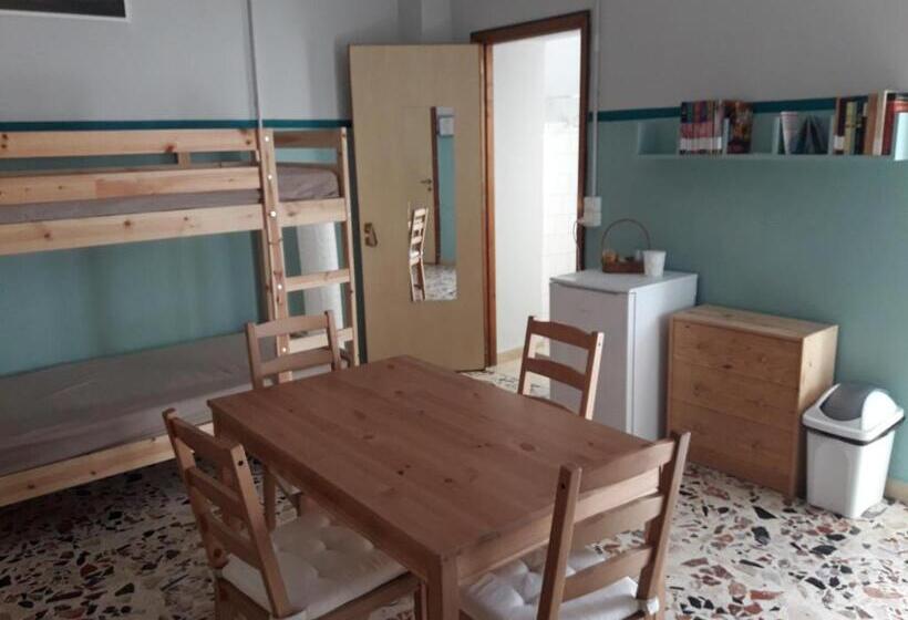 اتاق خانوادگی, Casa Adriana B&b Affittacamere