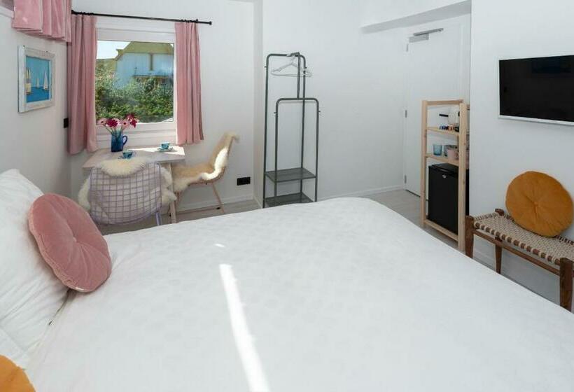 اتاق لوکس با بالکن, B&b Duinblick