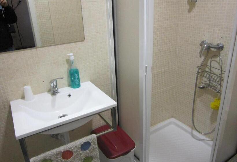 اتاق استاندارد, Hostel Prime Guimaraes