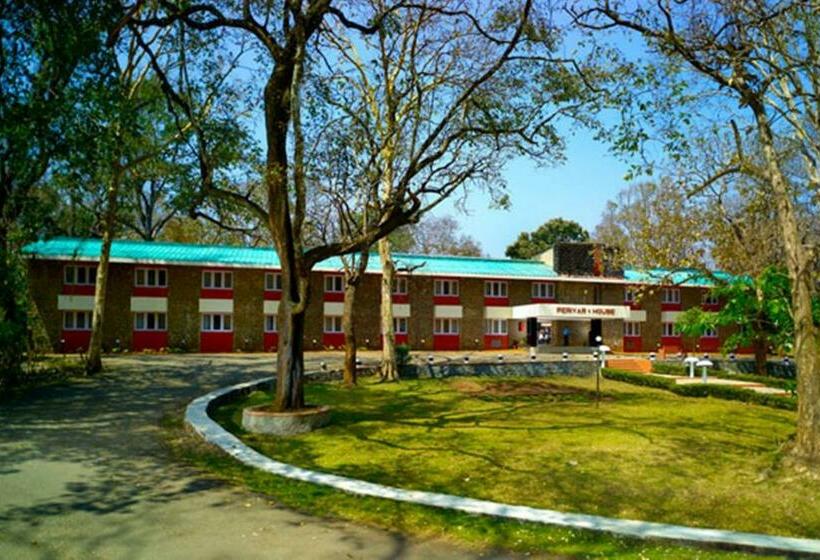 سوییت, Periyar House