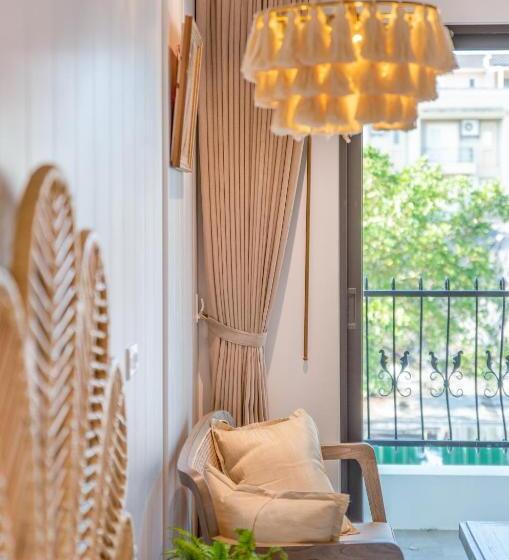 اتاق استاندارد با چشم‌انداز باغ, Olivia Boutique