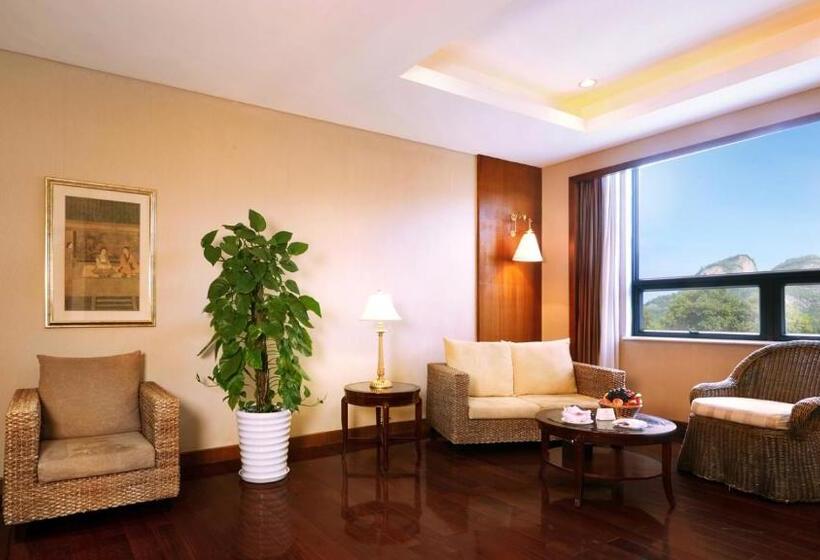 سوئیت با چشم‌انداز, C&d Resort,wuyi Mountain