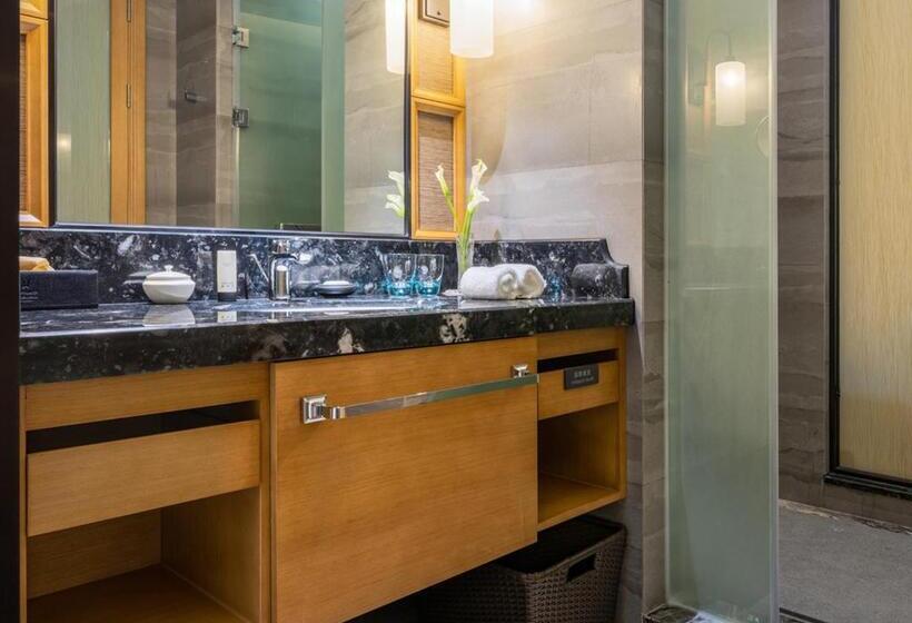 Deluxe Room Mountain View, C&d Resort,wuyi Mountain