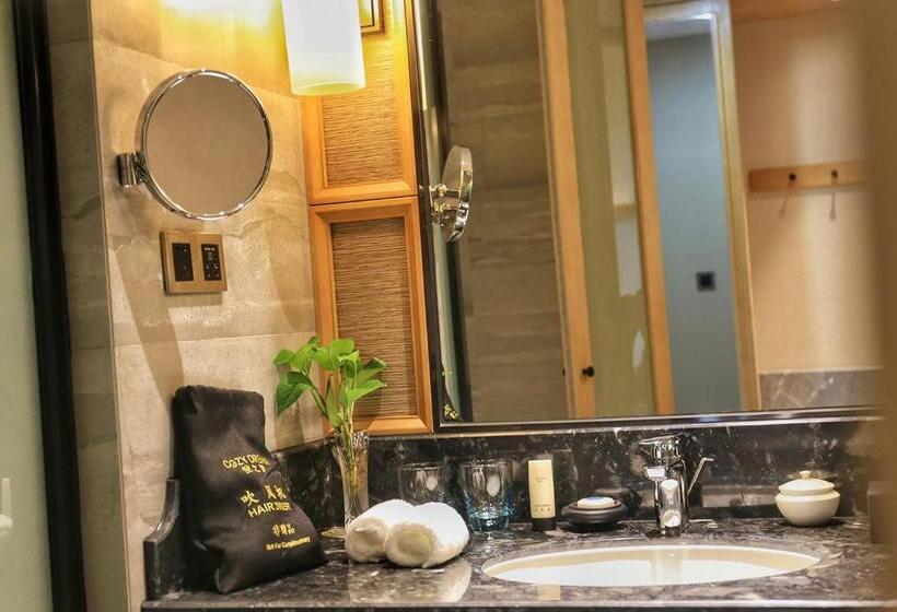 اتاق لوکس با تخت بزرگ, C&d Resort,wuyi Mountain