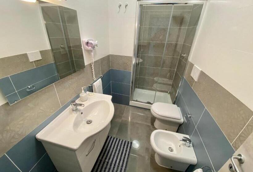Номер Стандарт Трехместный, B&b Del Corso