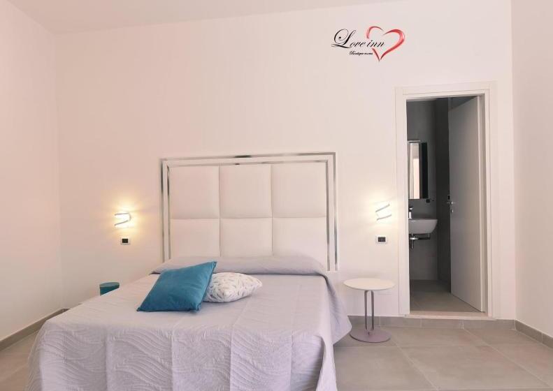 اتاق لوکس, Love Inn