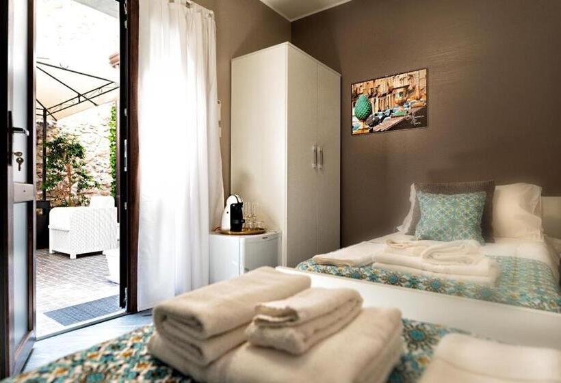 اتاق استاندارد با چشم‌انداز باغ, Catania Rooms