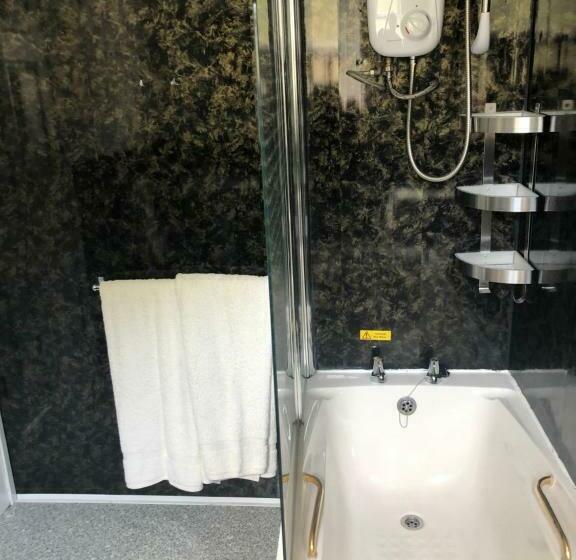اتاق استاندارد, Bron Menai Guest House
