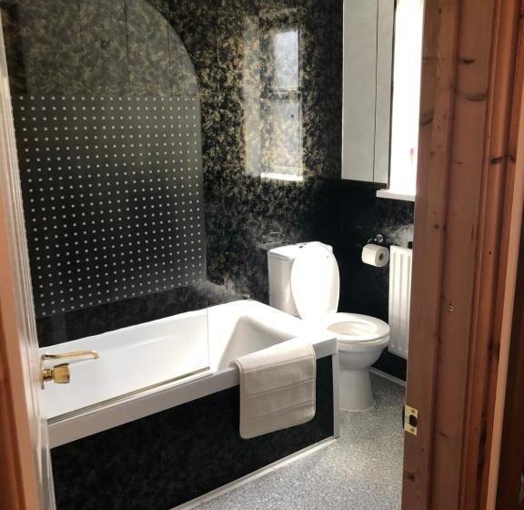 اتاق استاندارد, Bron Menai Guest House