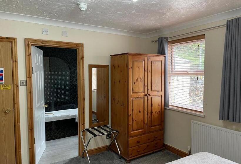 اتاق استاندارد, Bron Menai Guest House
