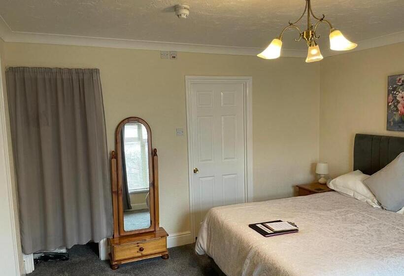 اتاق استاندارد با چشم‌انداز باغ, Bron Menai Guest House