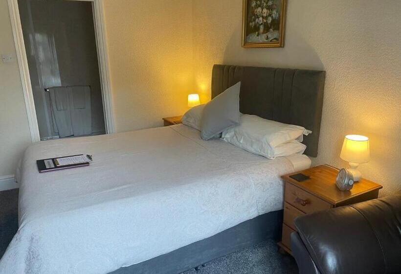 اتاق استاندارد با چشم‌انداز باغ, Bron Menai Guest House