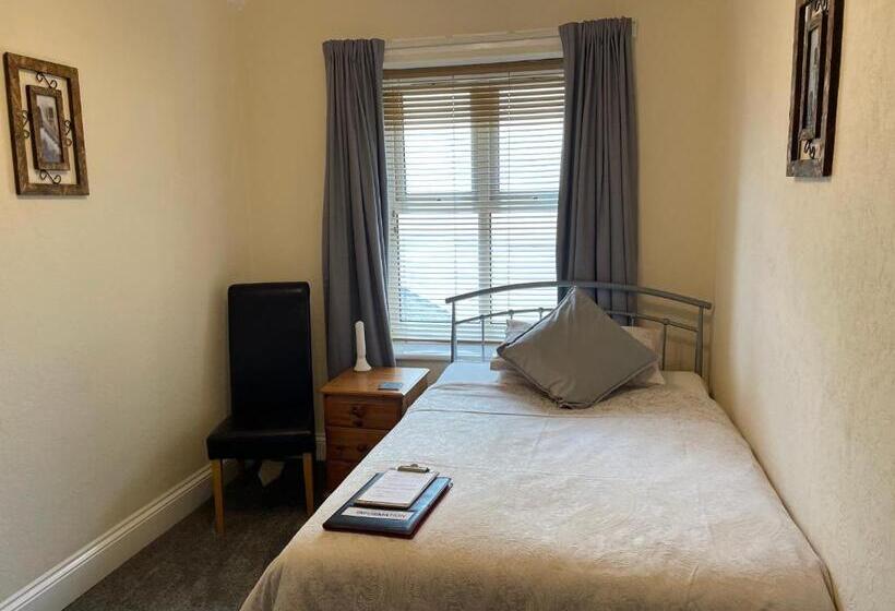 اتاق استاندارد یک نفره, Bron Menai Guest House
