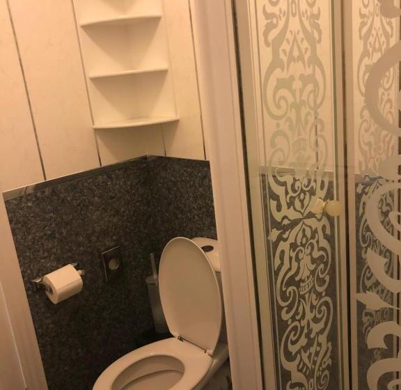 اتاق استاندارد, Bron Menai Guest House