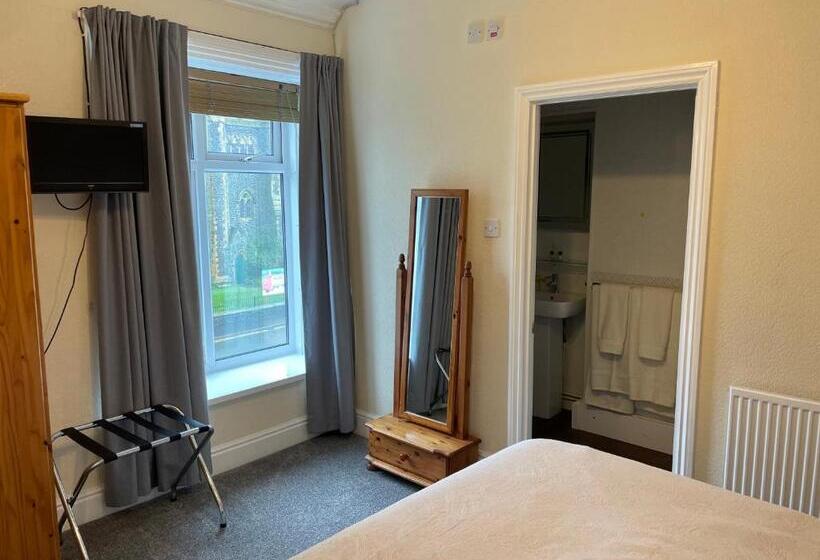 اتاق استاندارد با چشم‌انداز باغ, Bron Menai Guest House
