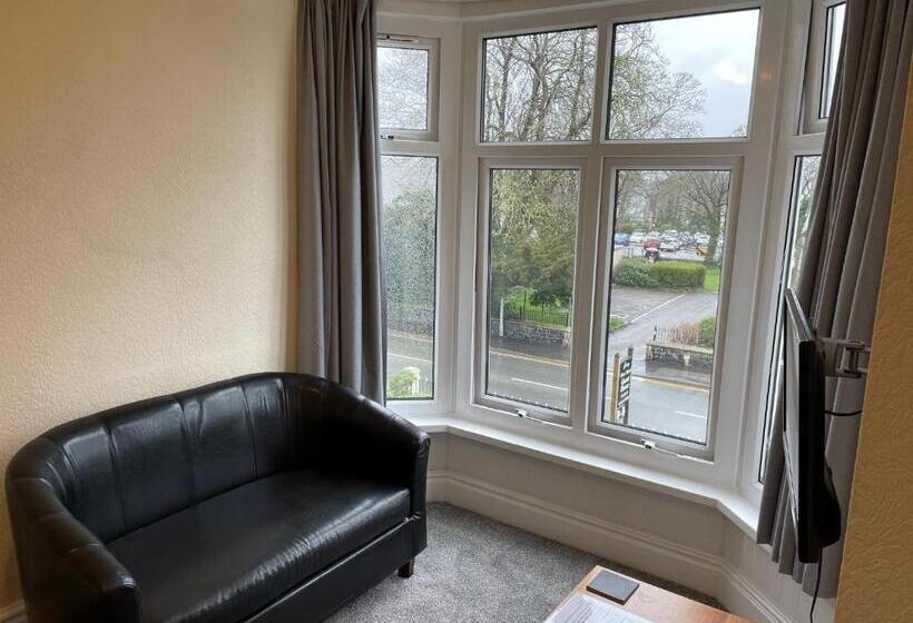 اتاق استاندارد با چشم‌انداز باغ, Bron Menai Guest House