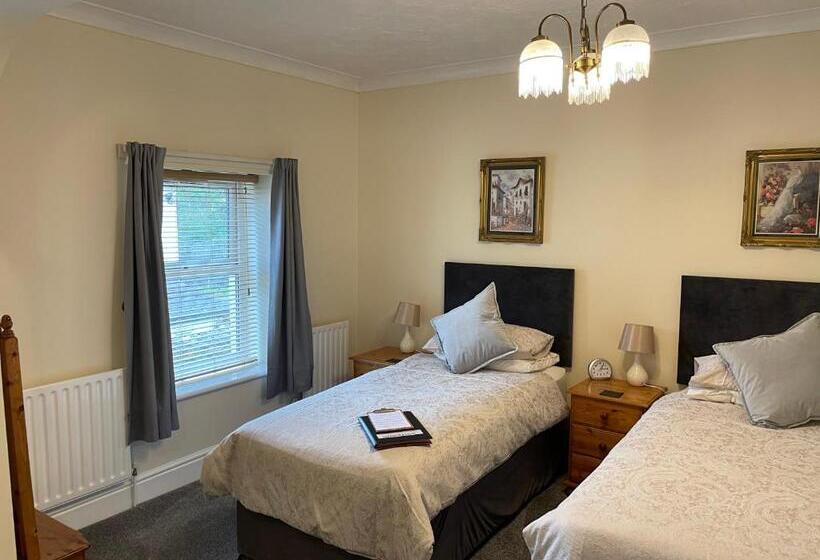 اتاق استاندارد, Bron Menai Guest House