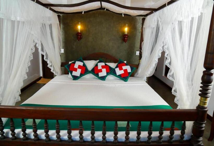 Номер Стандарт Вид на Бассейн, Goyambokka Guesthouse