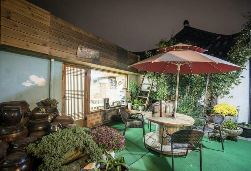 패밀리 룸, Hanok Story Guesthouse