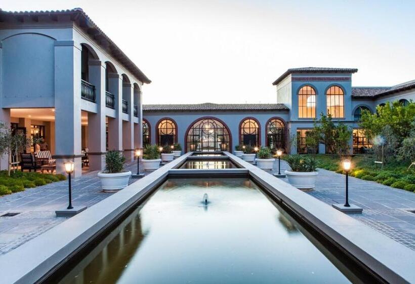 Полулюкс с Балконом, Santé Wellness Retreat & Spa