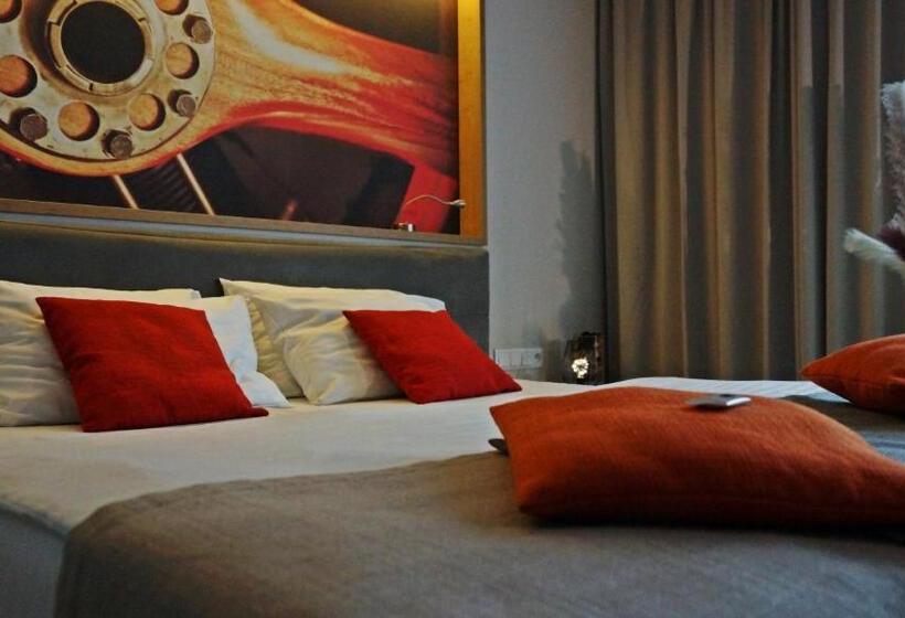Quarto Comfort, Forza