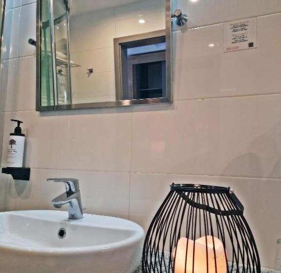 Quarto Comfort, Forza