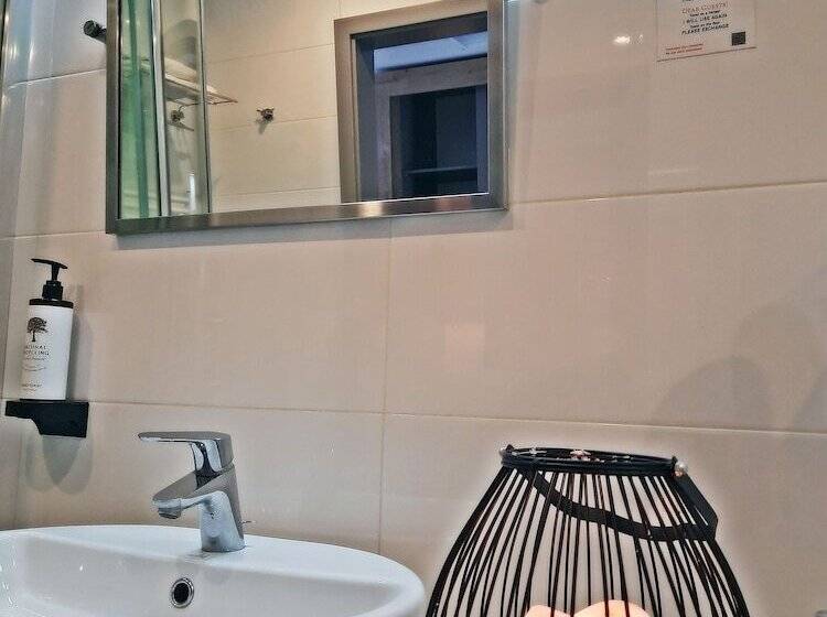 Quarto Comfort, Forza