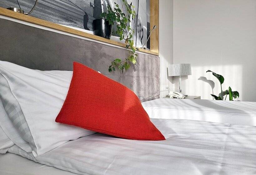 Quarto Comfort, Forza