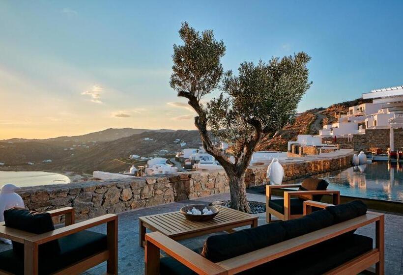 Четырехместный Номер Стандарт, Myconian Avaton, A Member Of Design Hotels