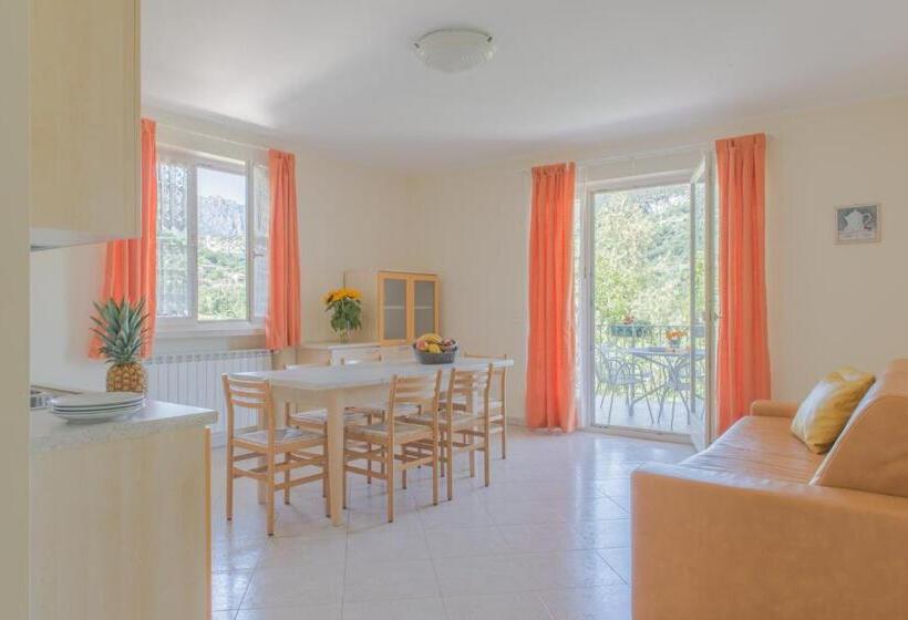 Апартаменты 2 Спальни, Residence Terry