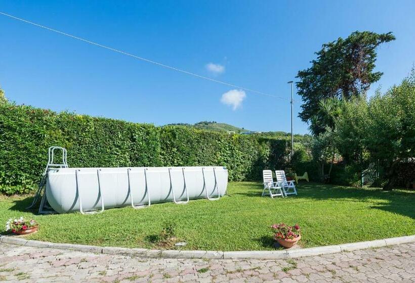 Номер Стандарт, B&b Il Girasole