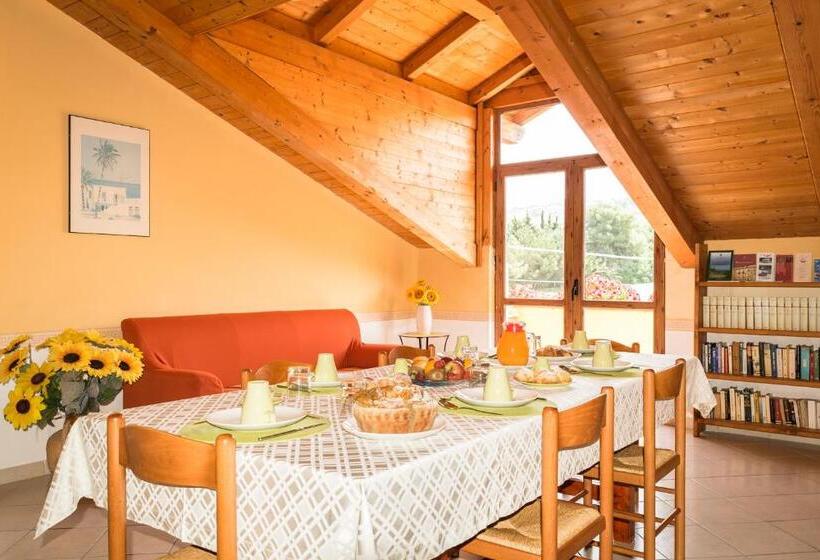 Номер Стандарт Трехместный, B&b Il Girasole