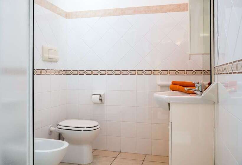 Номер Стандарт Трехместный, B&b Il Girasole