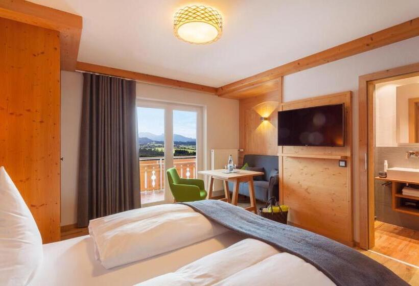 Номер Стандарт с Балконом, Panorama Allgäu Spa Resort