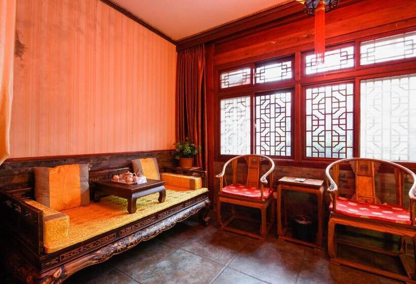 سوییت لوکس, Qianmen Courtyard