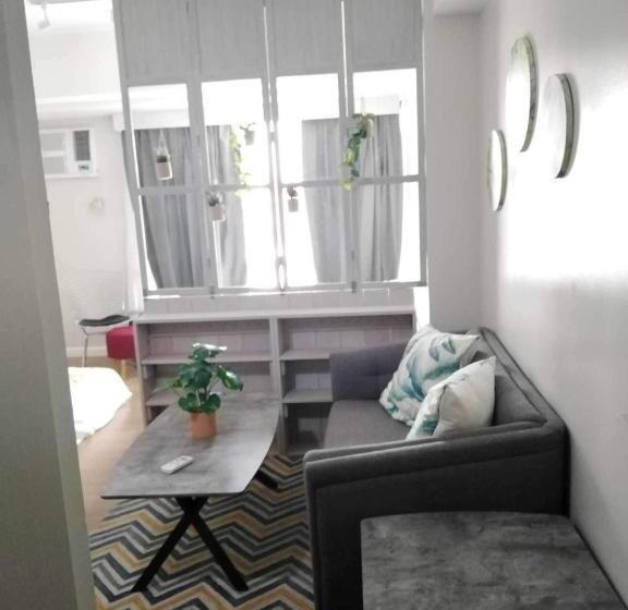 إستوديو قياسى, Abreeza Chills Place 1519