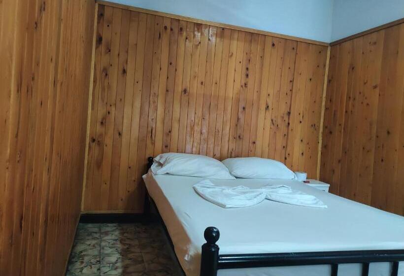 Номер Стандарт Совместная Ванная, Casa Hostal Luna Llena