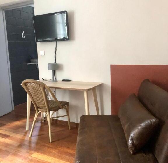 اتاق استاندارد برای معلولان, Maison D Hoursentut
