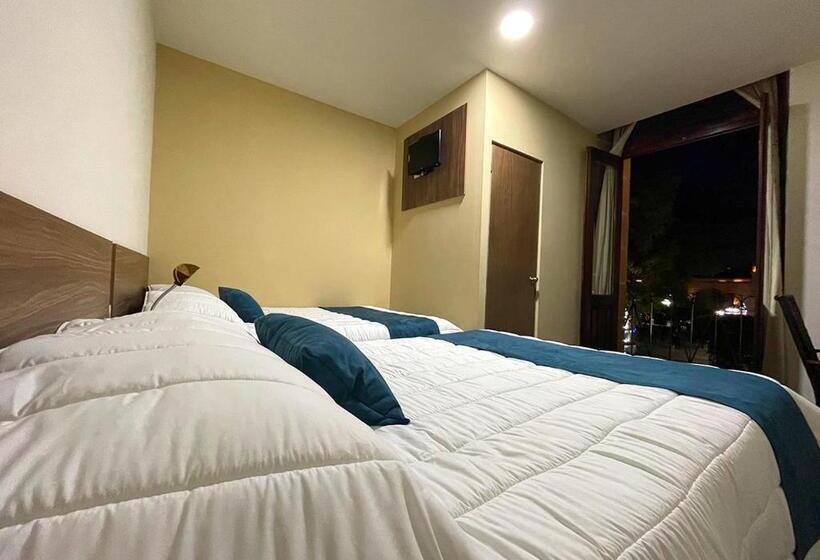 חדר לארבעה סטנדרטי עם מרפסת, La Casona Real