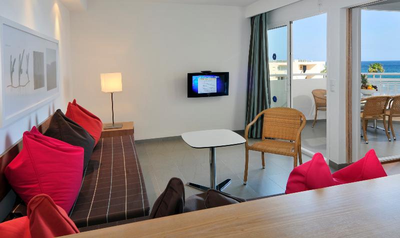 Апартаменты 1 Спальня Вид на Бассейн, Hipotels Apartamentos Cala Bona