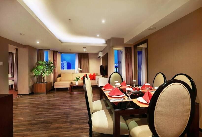 Люкс, Aston Pluit Hotel & Residence