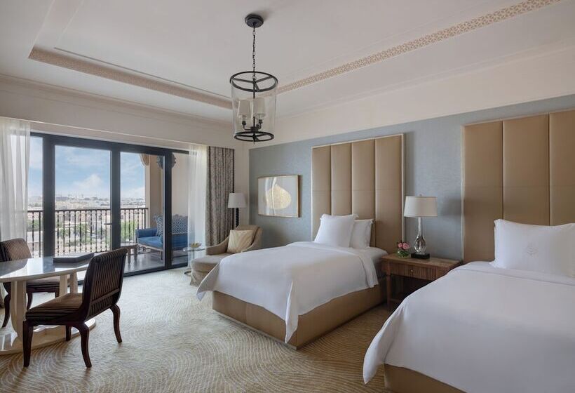 Номер Deluxe Вид на Город, Four Seasons Resort Dubai At Jumeirah Beach