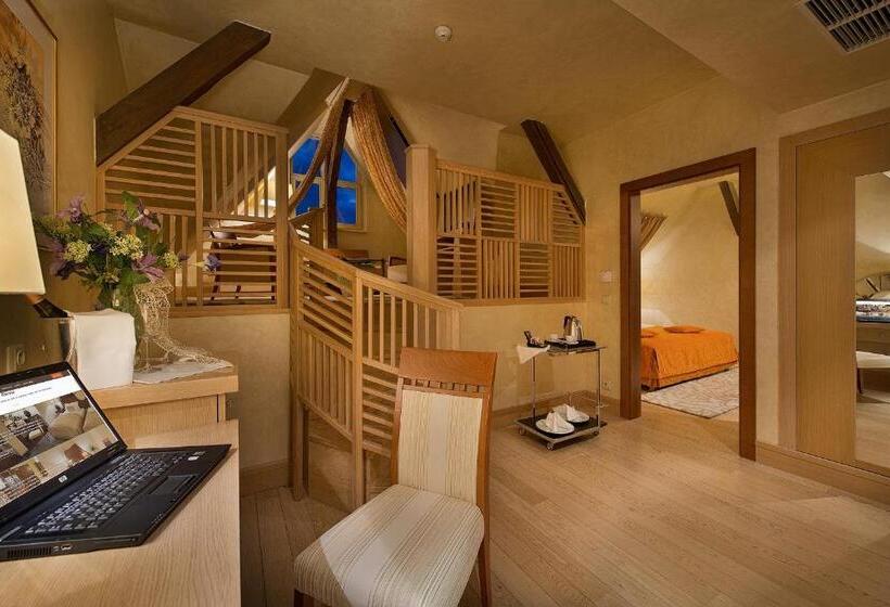 Люкс, Zvon Design Suites