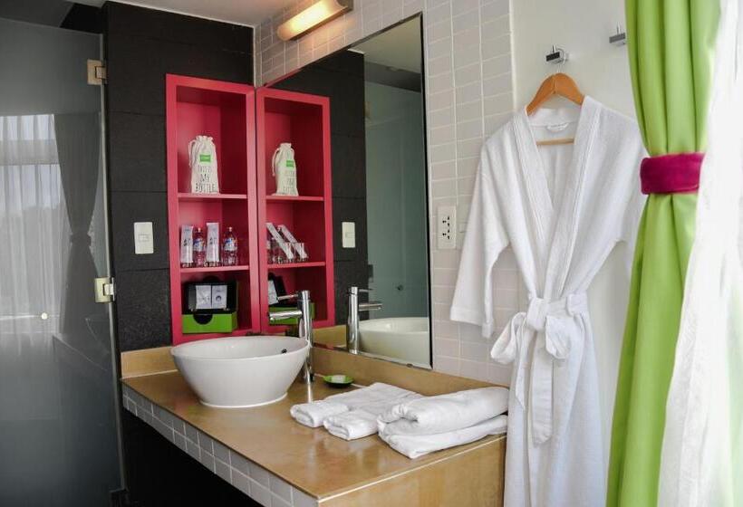 Quarto Superior, êmm Hotel Saigon