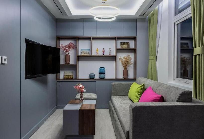 Suíte Júnior, êmm Hotel Saigon